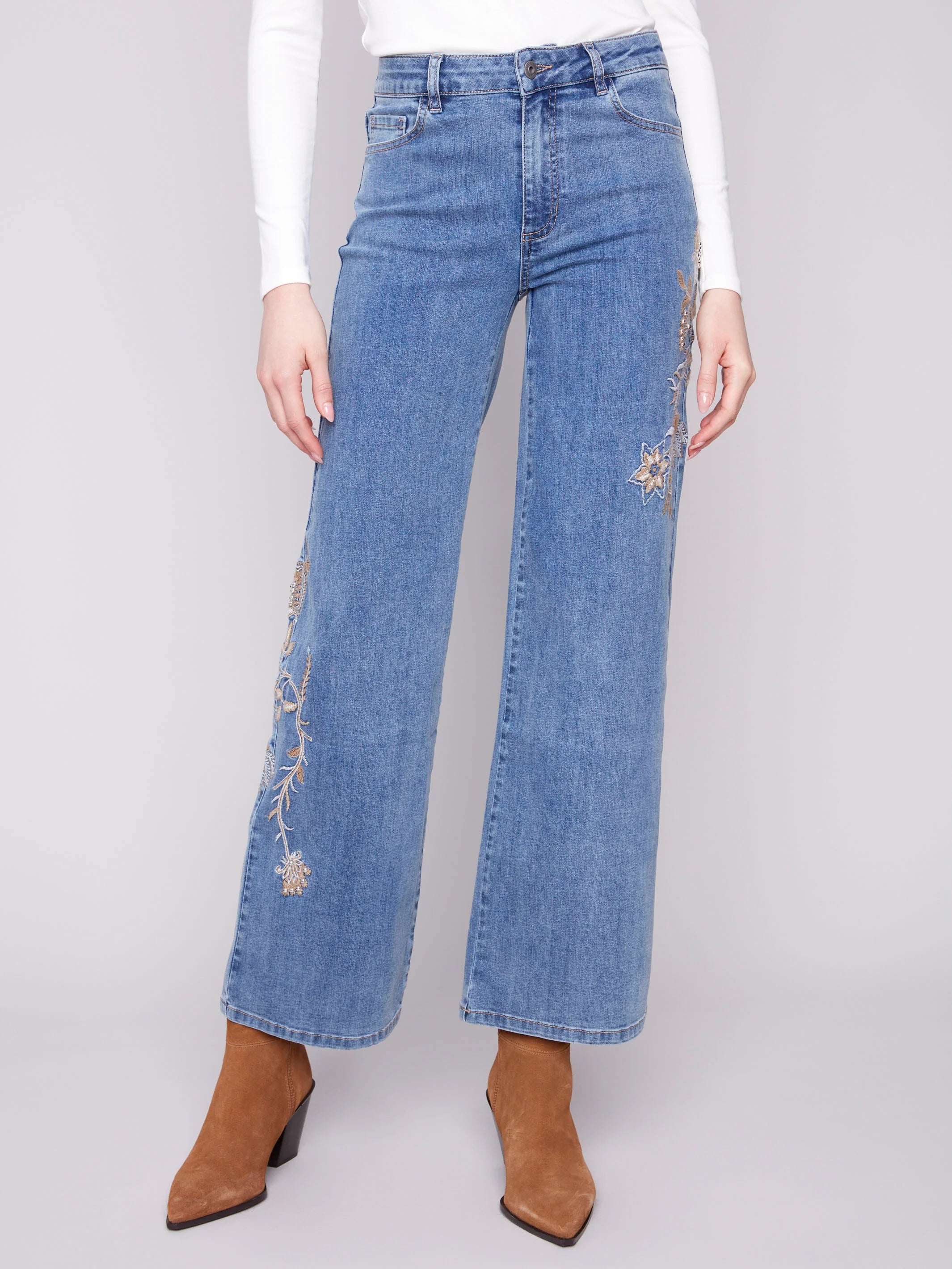 Embroidered Wide Leg Jeans With Flowers - Medium Blue