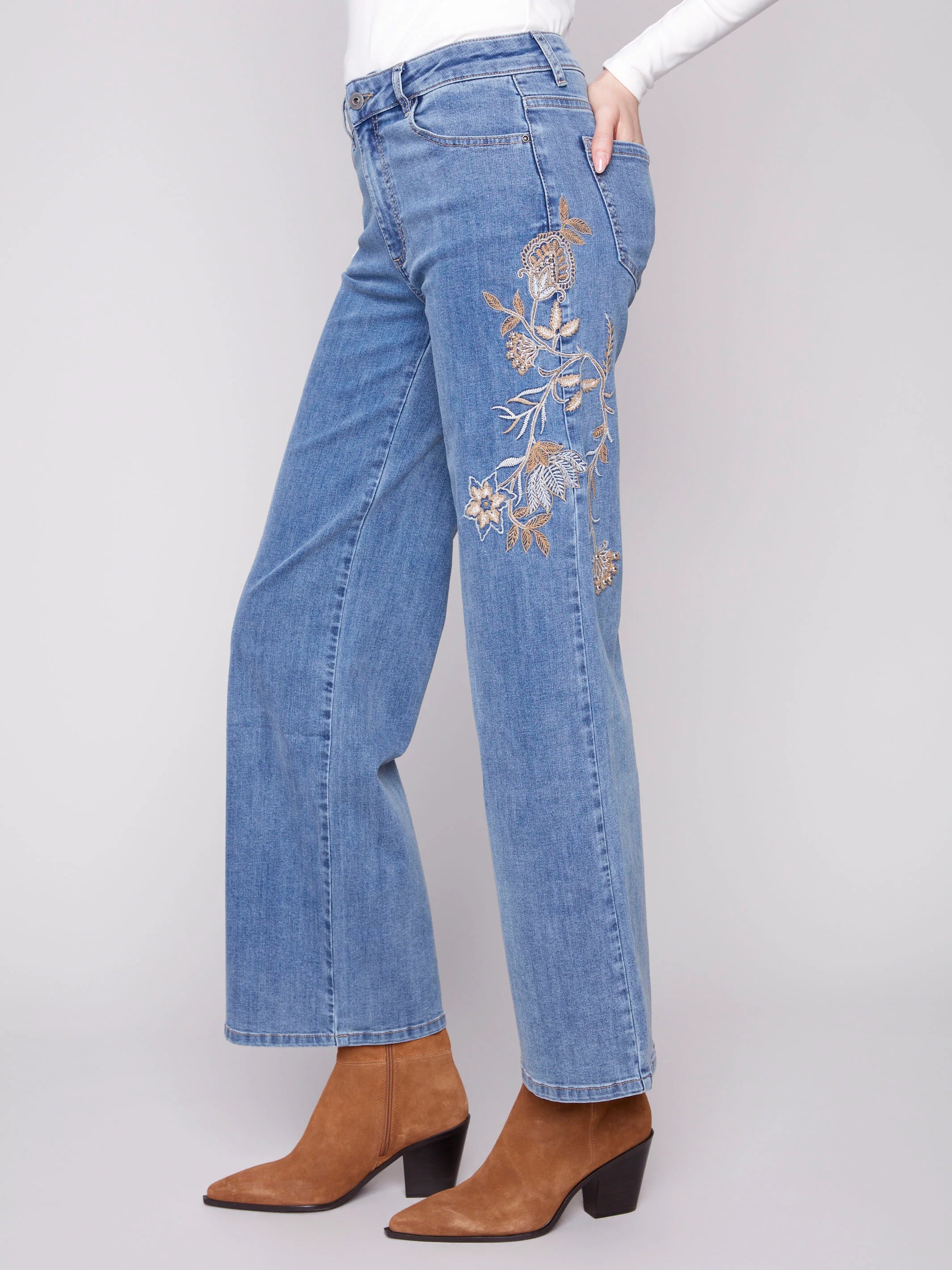 Embroidered Wide Leg Jeans With Flowers - Medium Blue